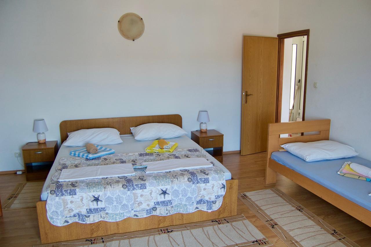 Apartments Petricevic Hvar Room photo