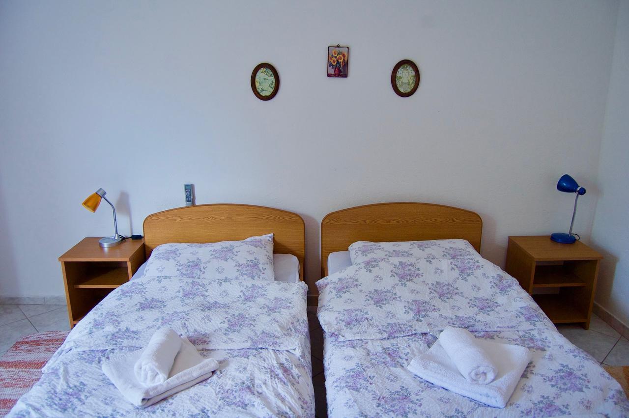 Apartments Petricevic Hvar Exterior photo